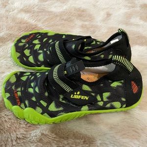 Kids water shoes